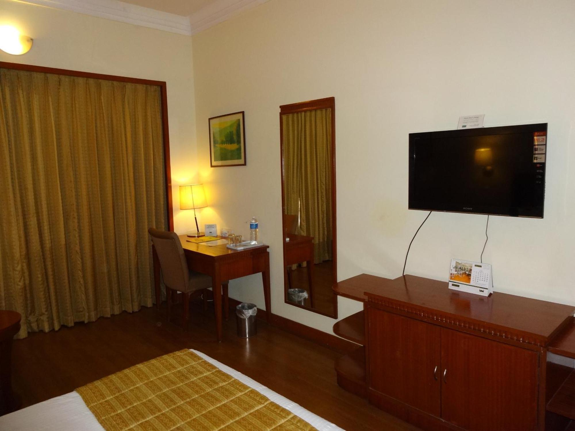 Royal Court Hotel Maduráj Szoba fotó