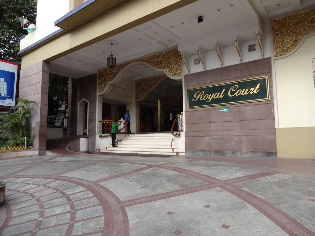 Royal Court Hotel Maduráj Kültér fotó
