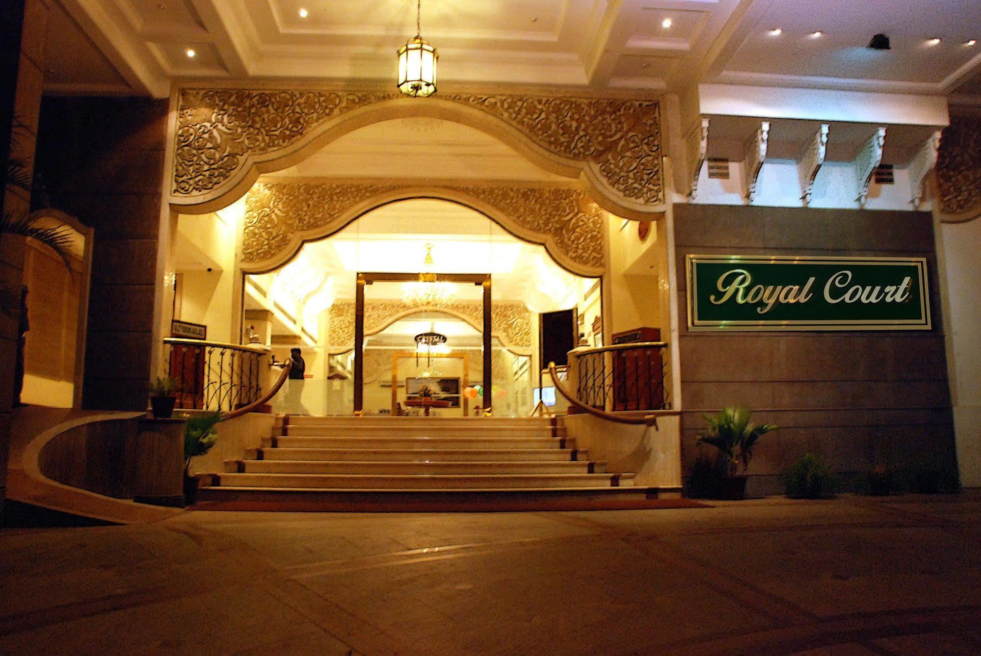 Royal Court Hotel Maduráj Kültér fotó