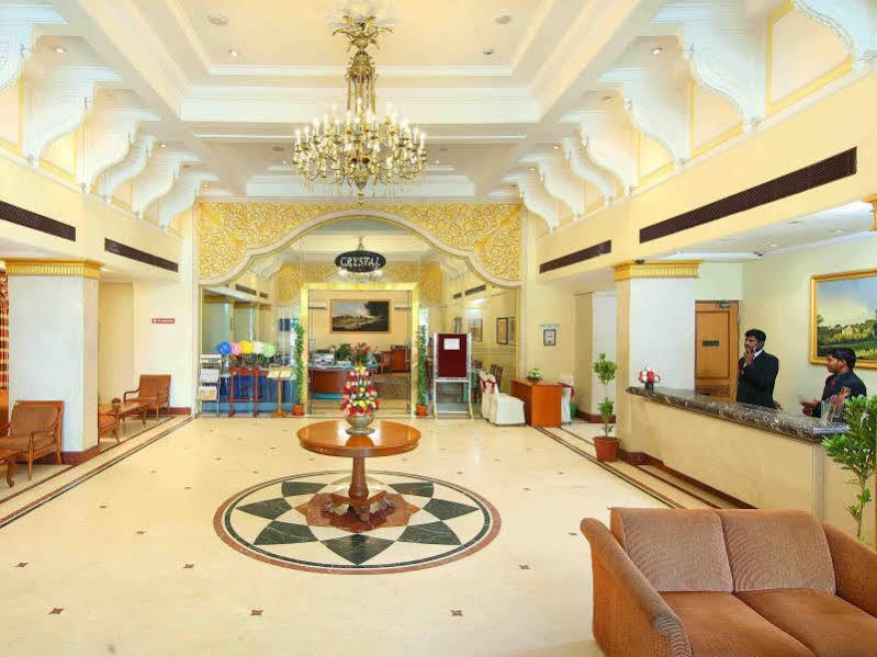 Royal Court Hotel Maduráj Kültér fotó